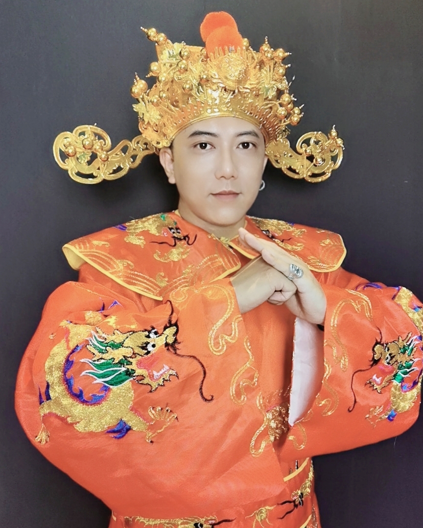 会唱歌能唠嗑~~~